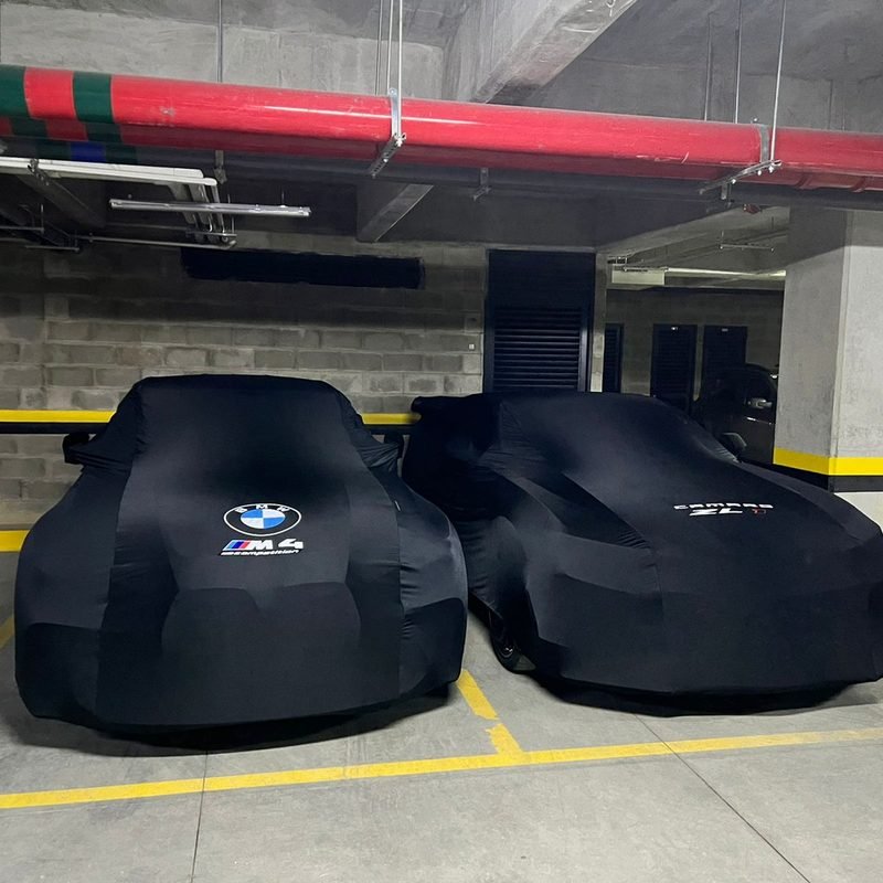 Pijama 2pares en concesionario BMW